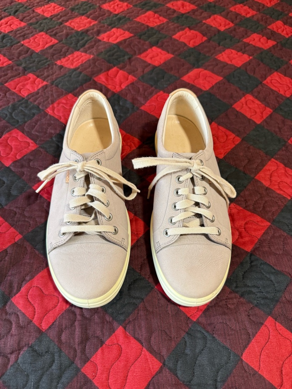 Ecco Women's Soft 7 Athletic Sneaker Pink, Lace-Up, Women’s Size 6